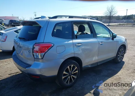 2017 Subaru Forester 2.0Xt Premium z USA, uszkodzony, nr VIN JF2SJGEC2HH561400
